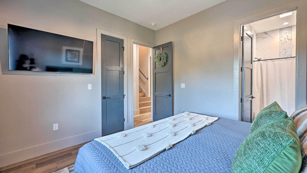 Photo of Bedroom in Glenwood