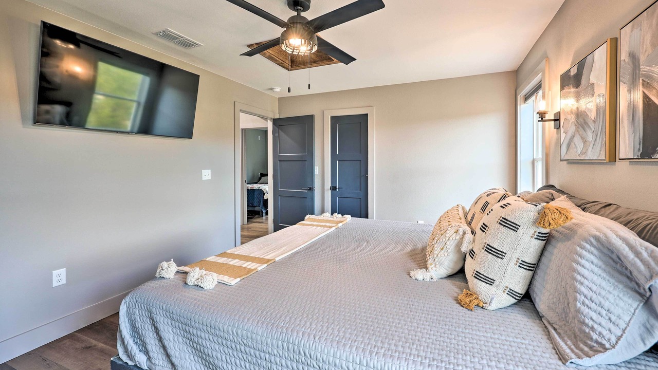 Photo of Bedroom in Glenwood