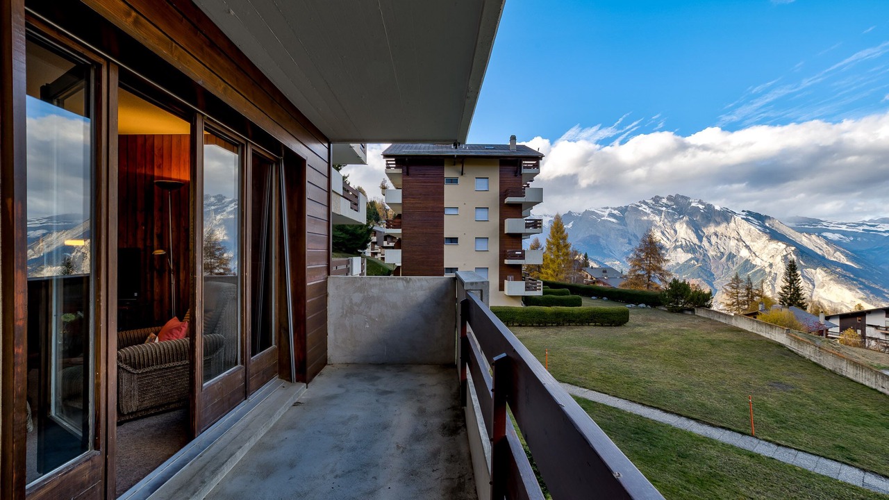 Photo of Patio Balcony in La Tzoumaz
