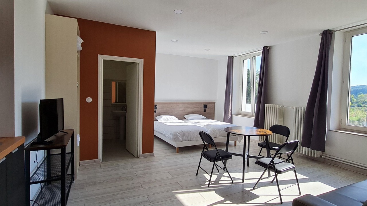 Photo of Bedroom in Lacroix-sur-Meuse