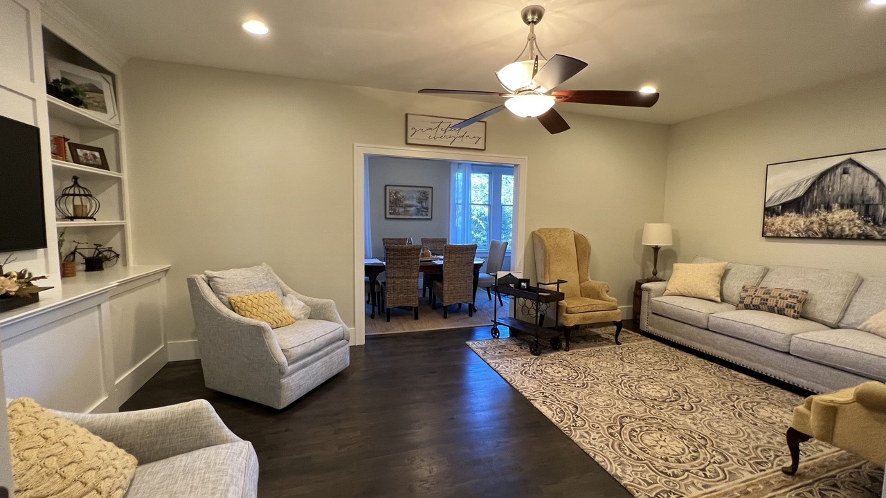 Photo of Livingroom in Centerville