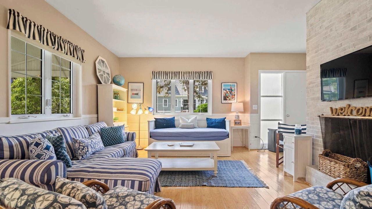 Photo of Livingroom in South Chatham