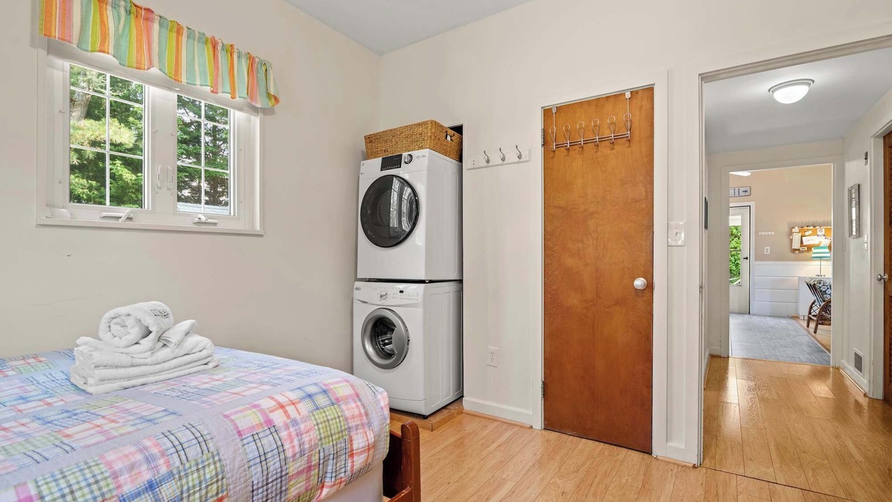 Photo of Bedroom in South Chatham