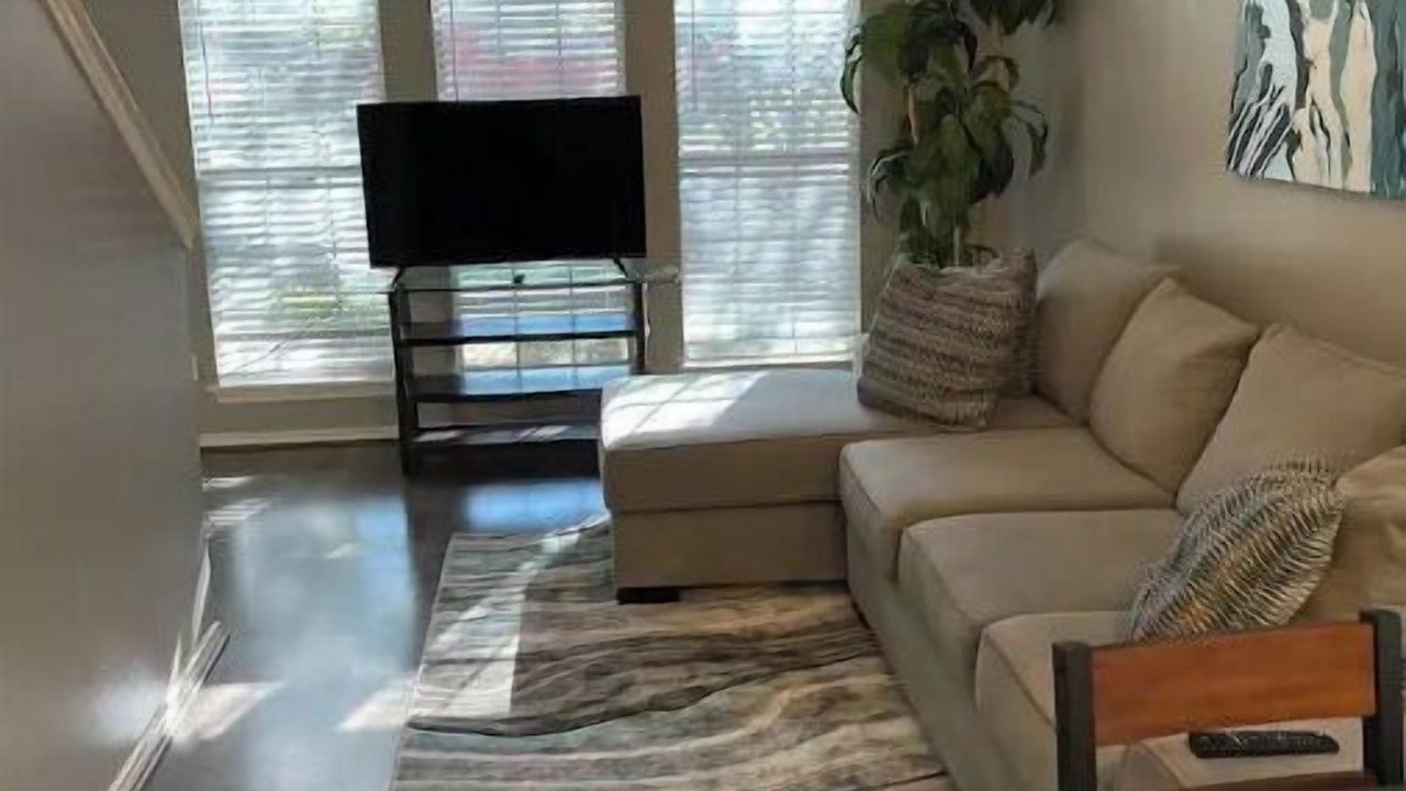 Photo of Livingroom in Duncanville