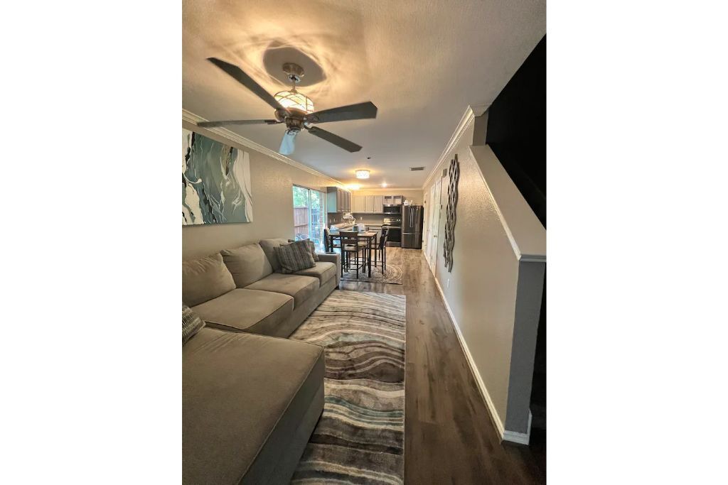Photo of Livingroom in Duncanville