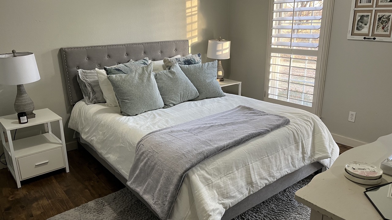 Photo of Bedroom in Broken Arrow