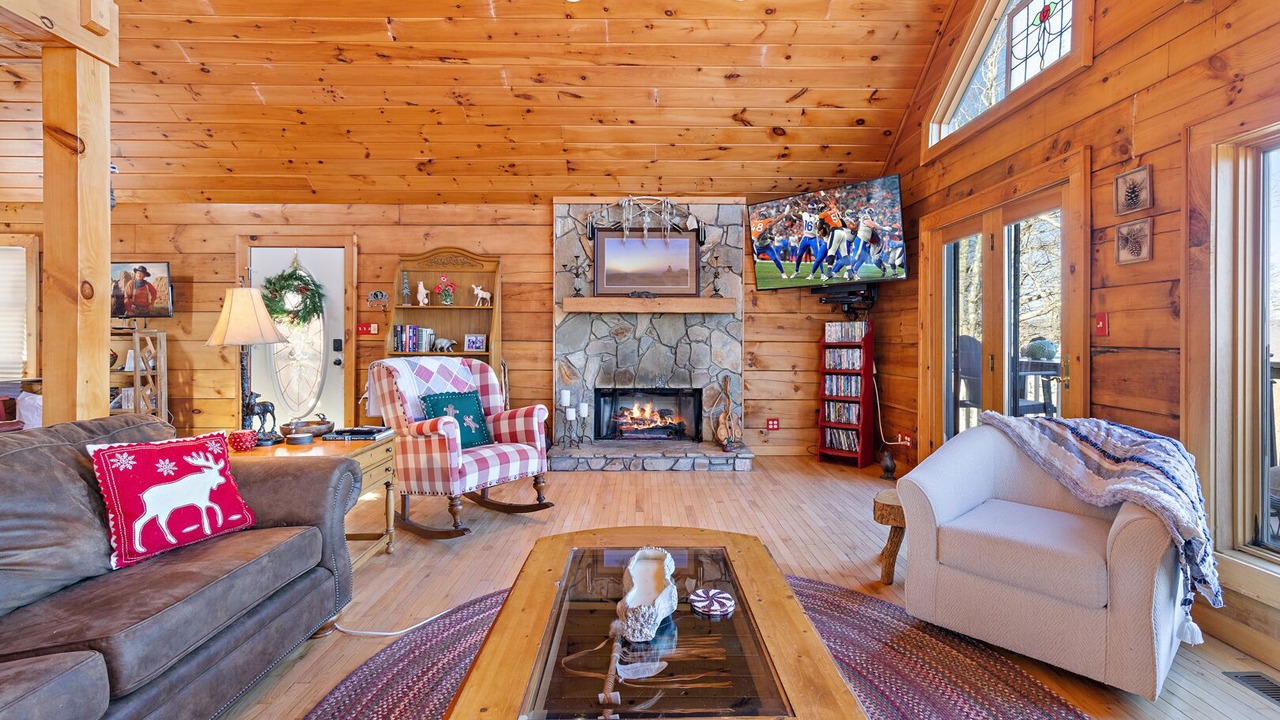 Photo of Livingroom in Boone