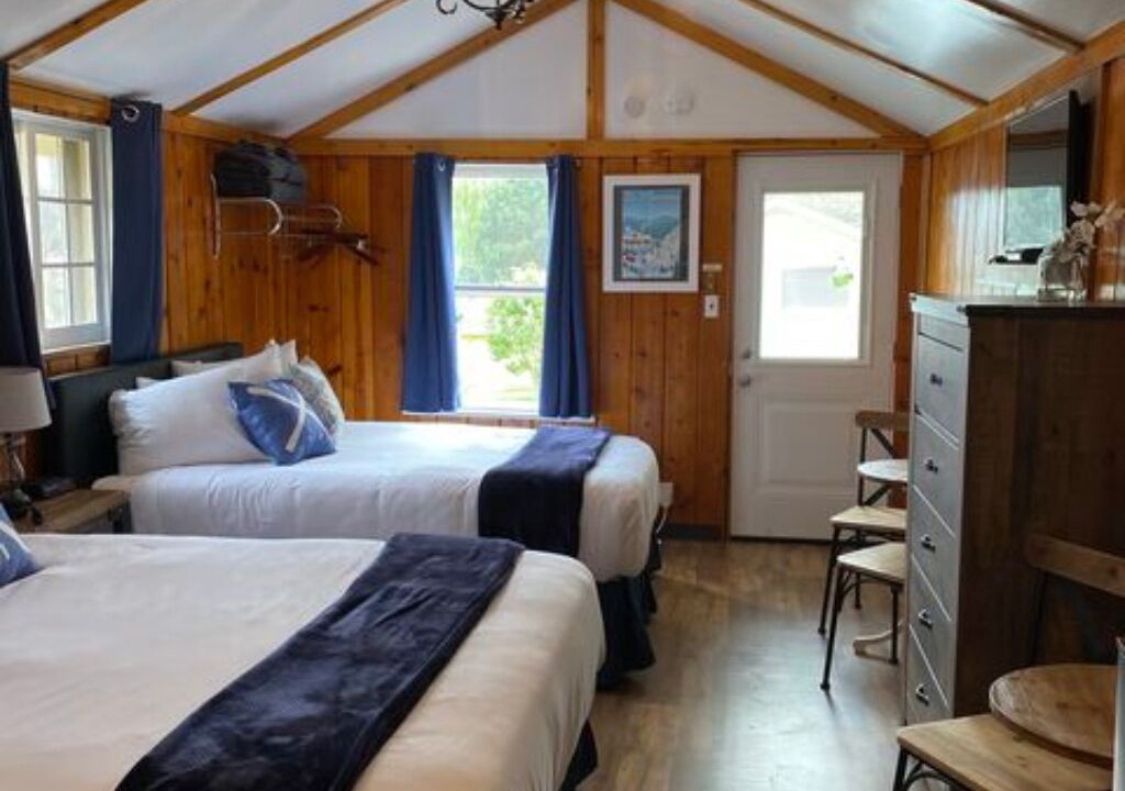 Photo of Others in Helena