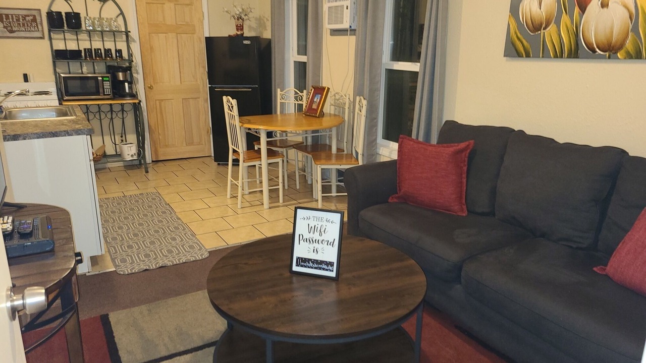 Photo of Livingroom in Helena