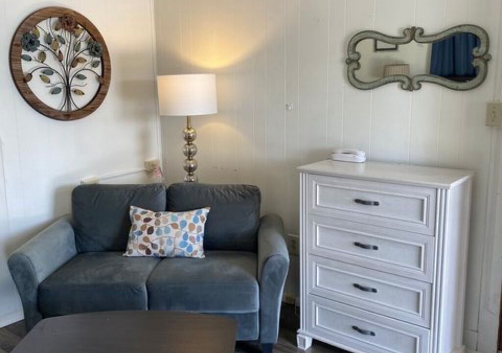 Photo of Others in Helena