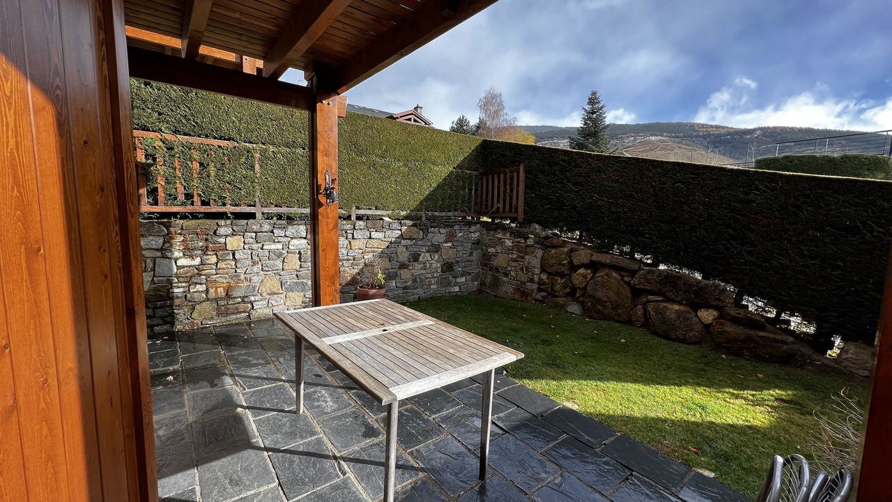 Photo of Patio Balcony in Nahuja