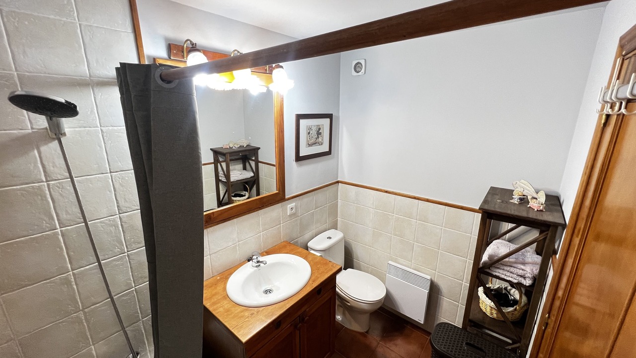 Photo of Bathroom in Nahuja