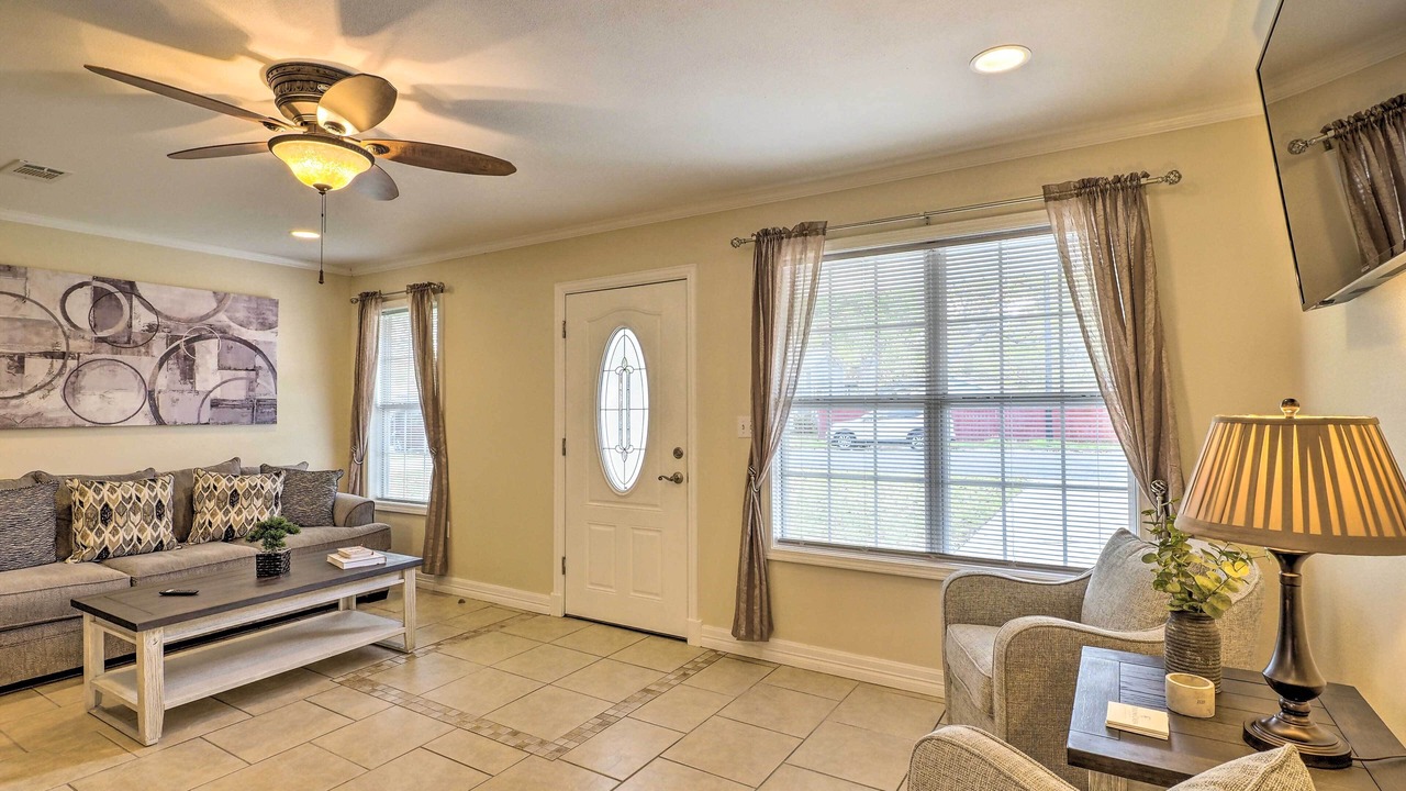 Photo of Livingroom in Georgetown