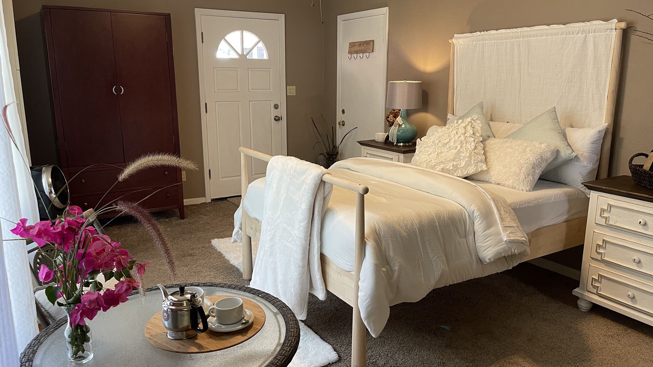 Photo of Bedroom in Willow Glen