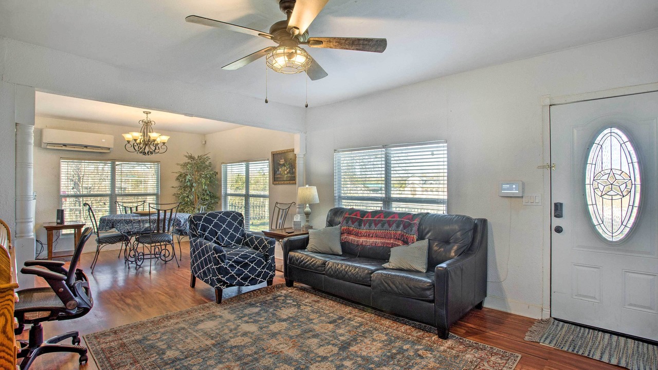 Photo of Livingroom in Westminster