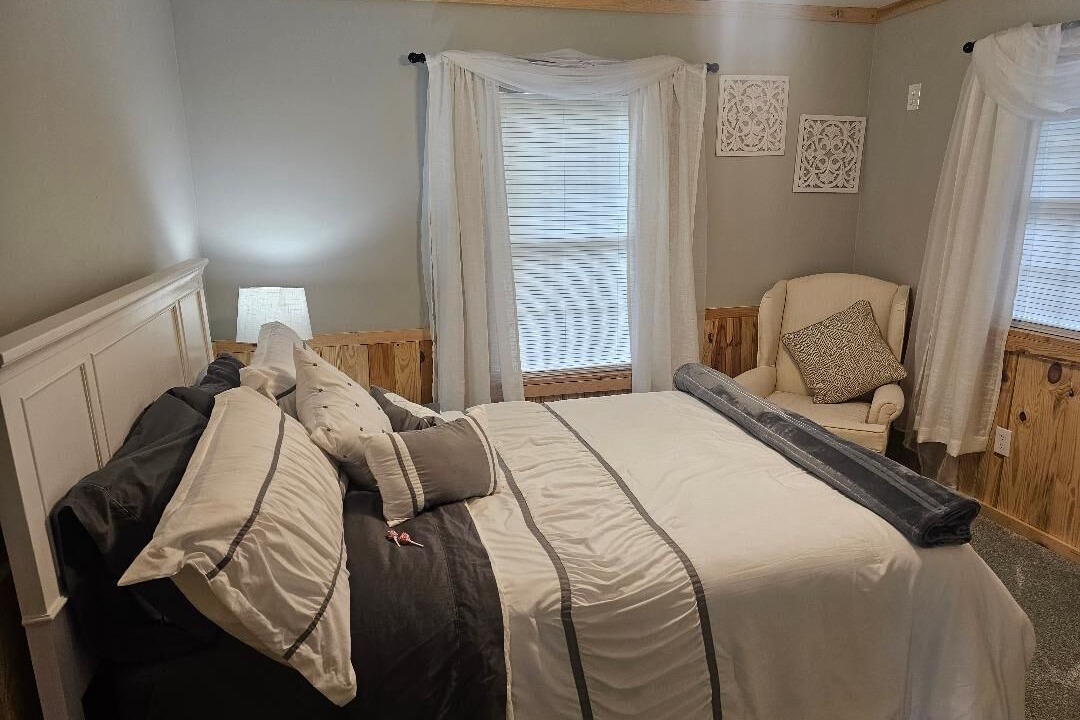 Photo of Bedroom in Tunnel Hill