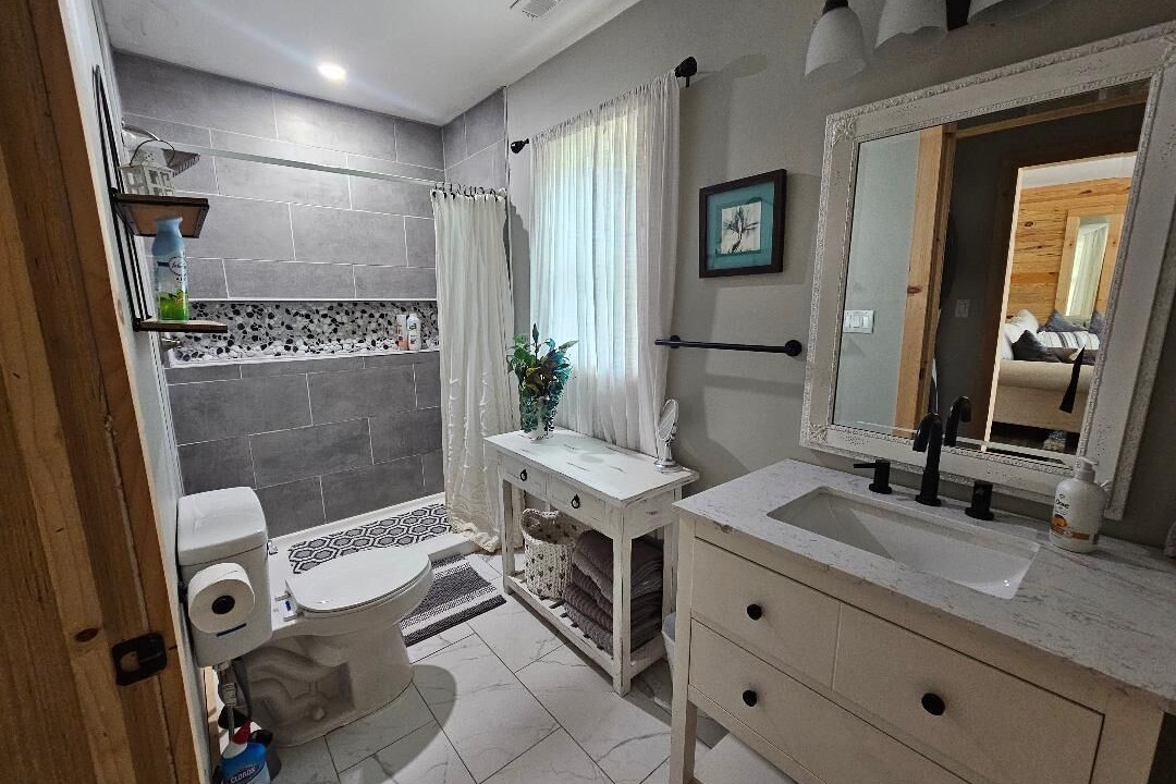 Photo of Bathroom in Tunnel Hill
