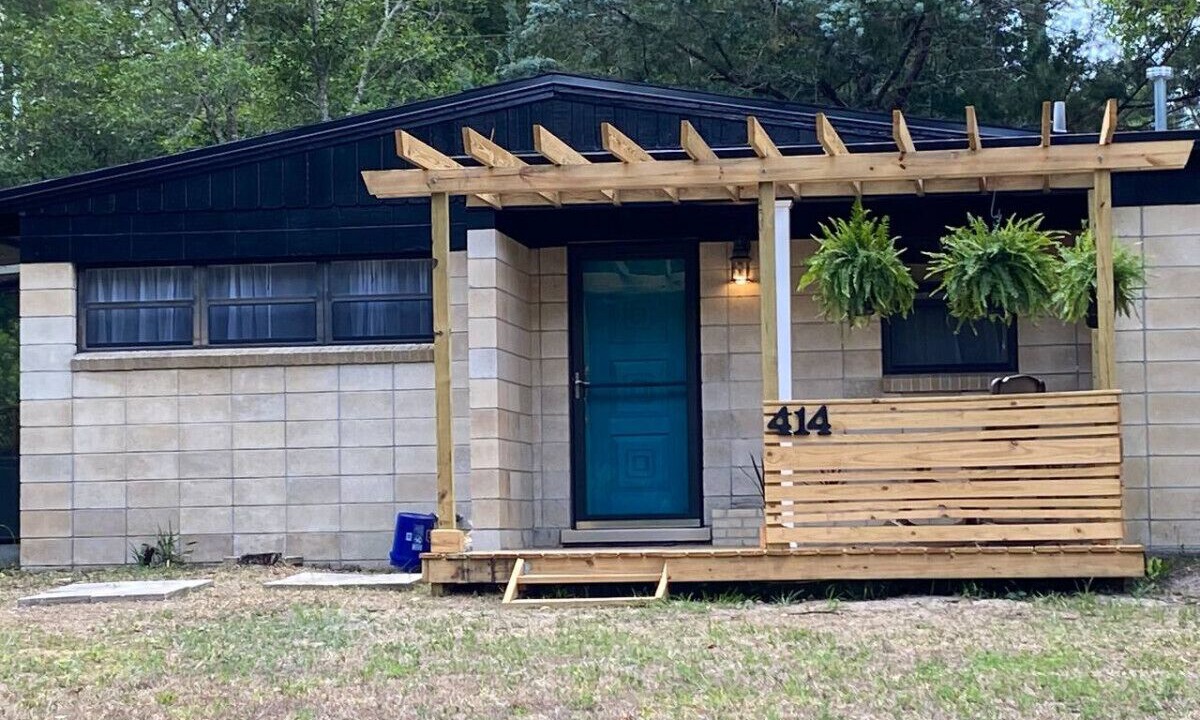 Photo of Outdoor in Gainesville