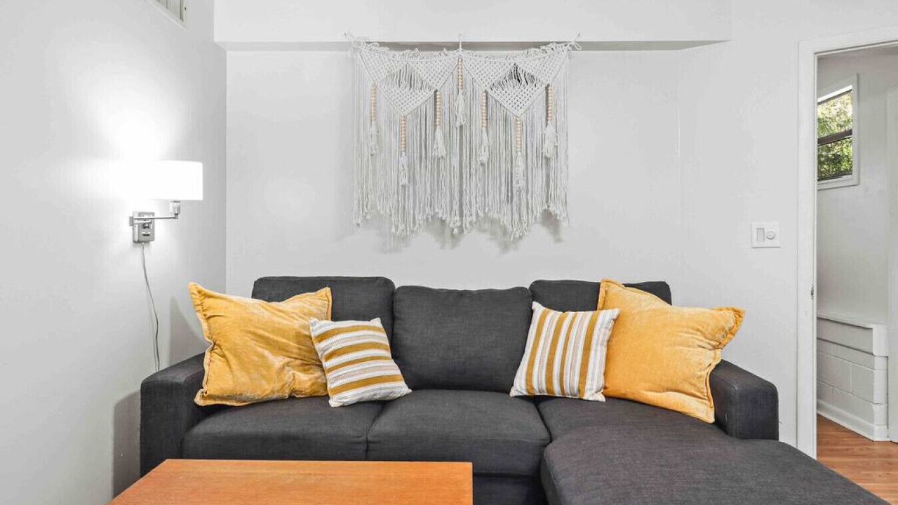 Photo of Livingroom in Gainesville