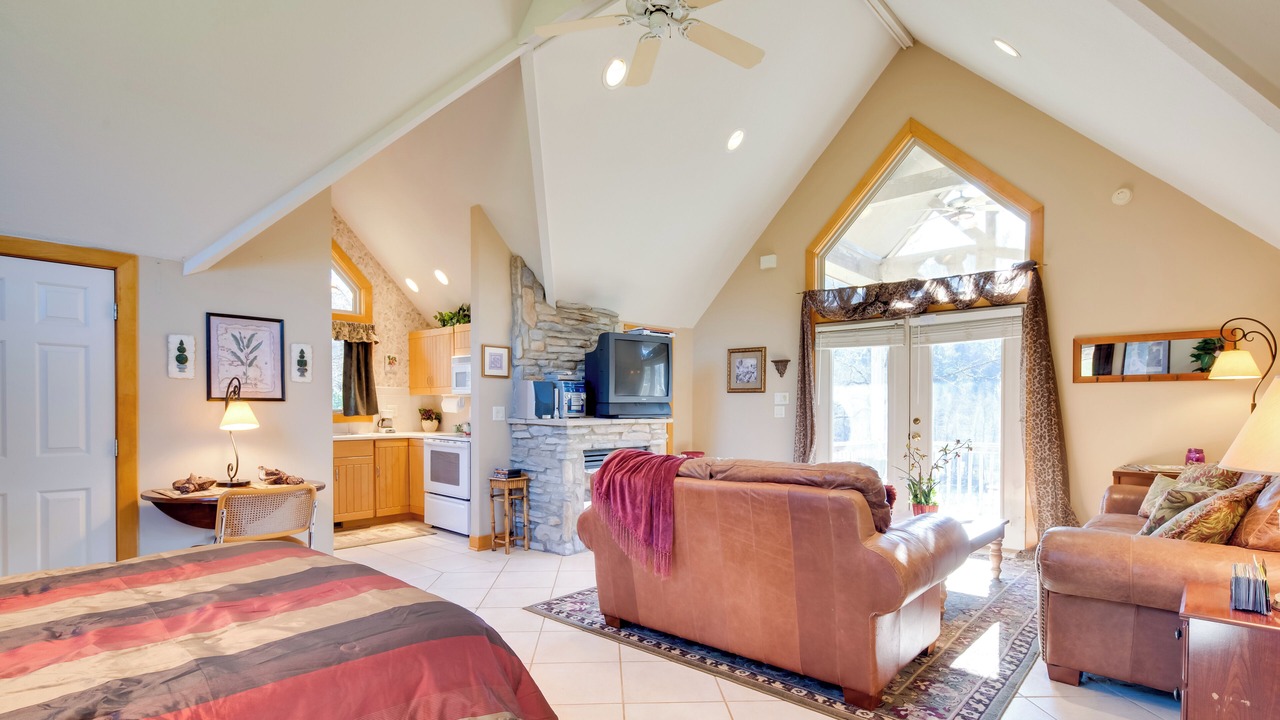 Photo of Bedroom in Lake Lure