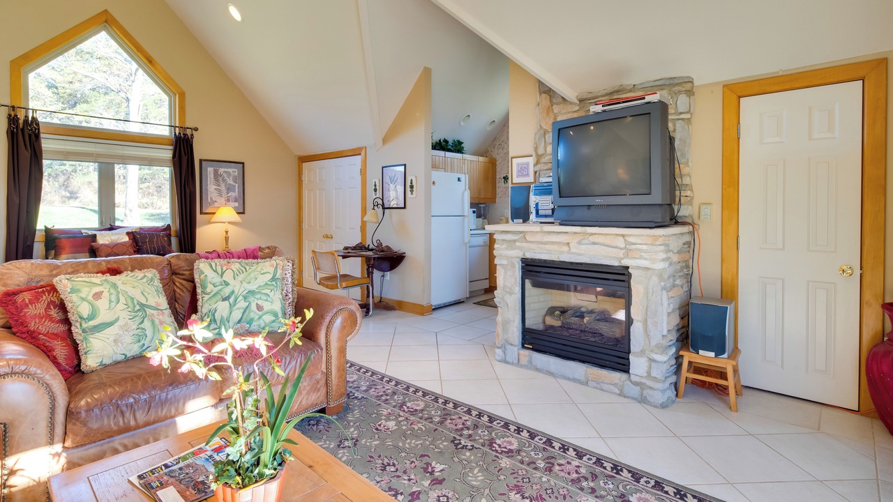 Photo of Livingroom in Lake Lure