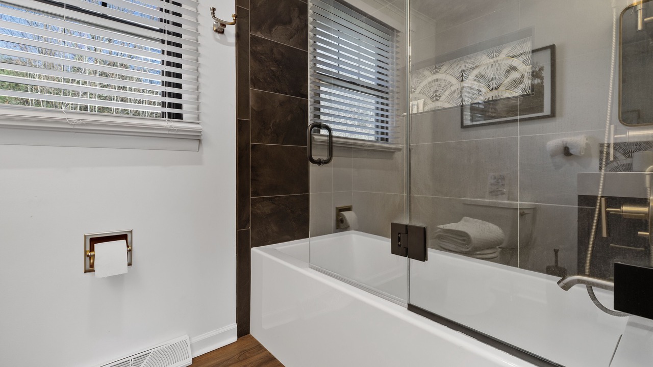 Photo of Bathroom in Saratoga Springs