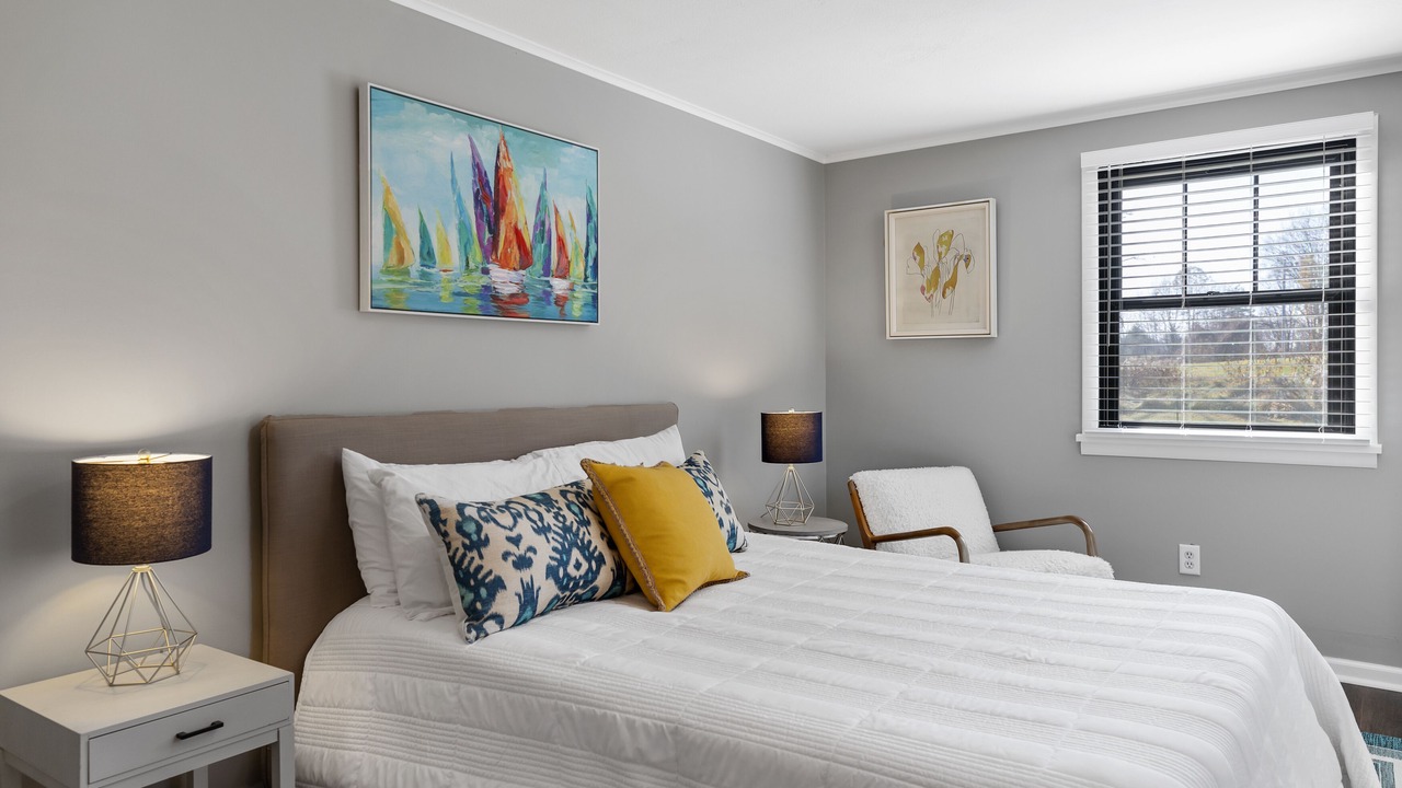 Photo of Bedroom in Saratoga Springs