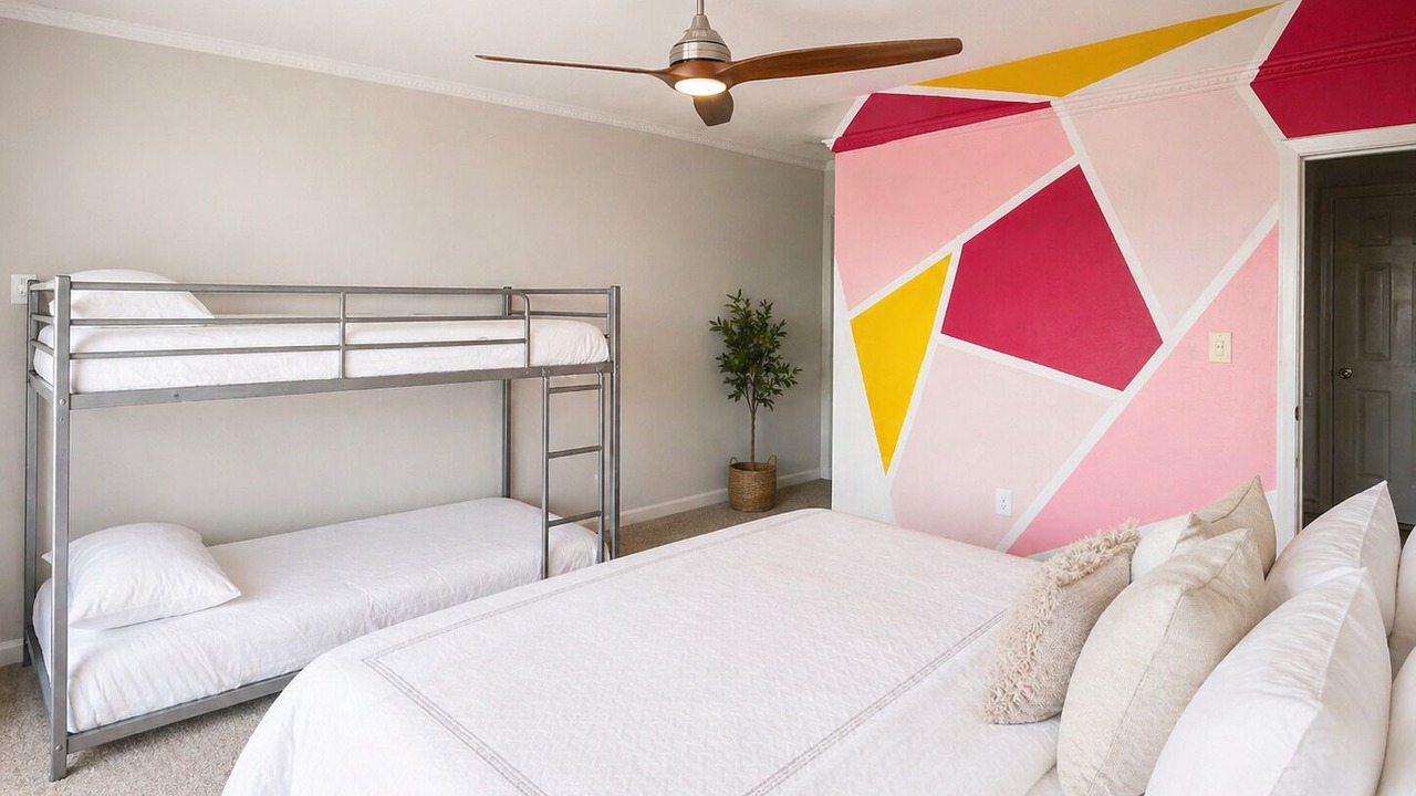 Photo of Bedroom in Nassau Bay