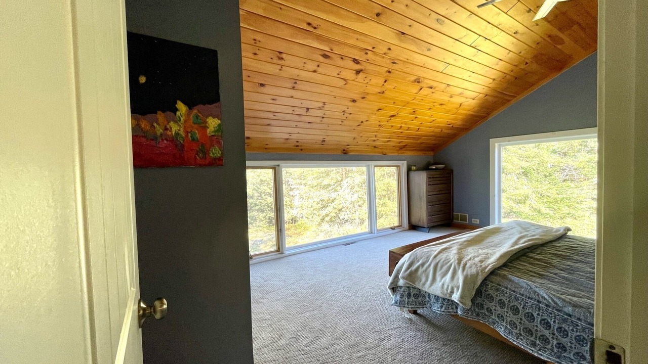 Photo of Bedroom in Indian Lake