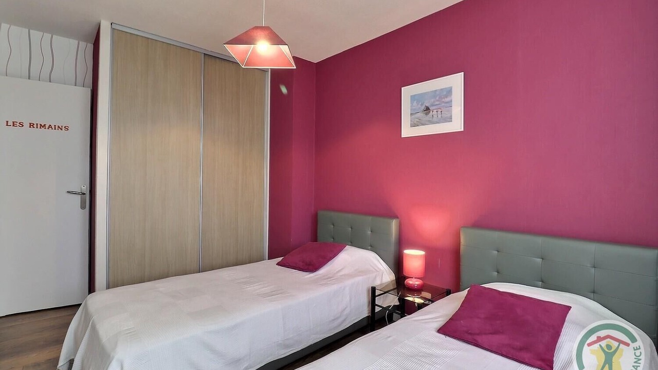 Photo of Bedroom in Hirel