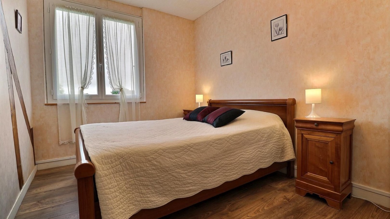 Photo of Bedroom in Hirel