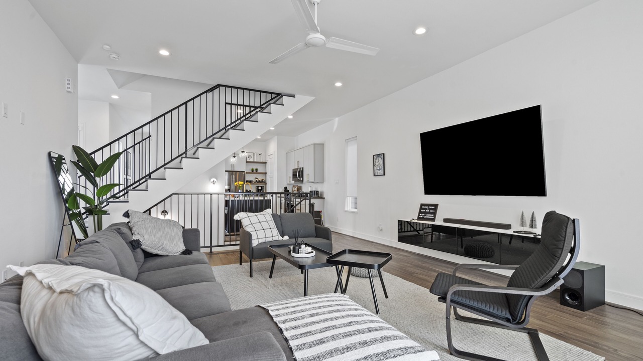 Photo of Livingroom in Houston