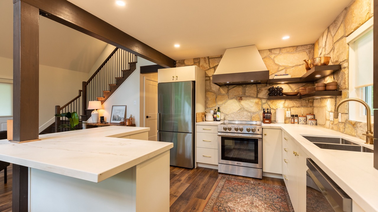 Photo of Kitchen in Calabogie