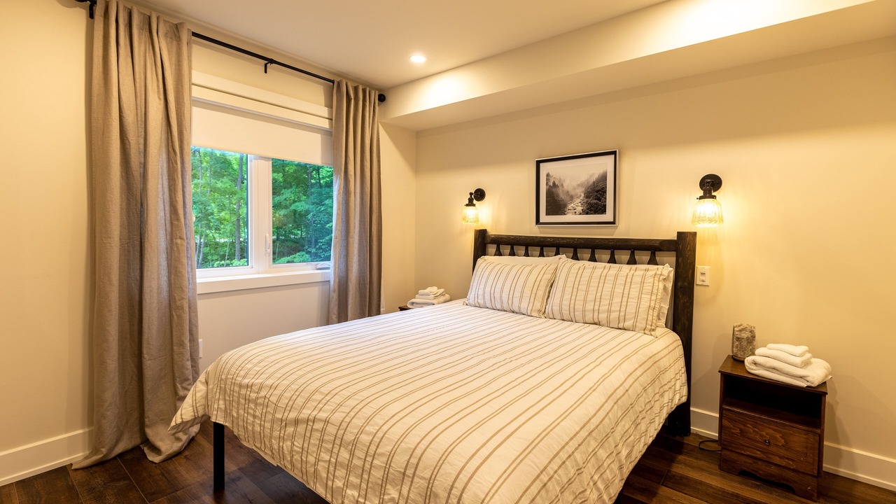 Photo of Bedroom in Calabogie