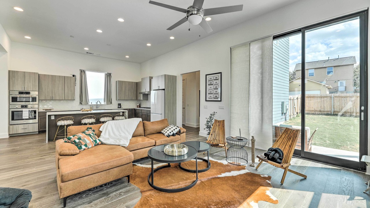 Photo of Livingroom in Meadows At Trinity Crossing