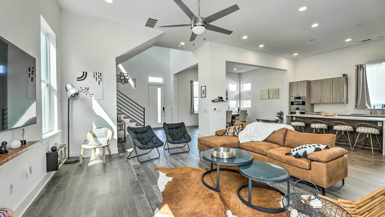 Photo of Livingroom in Meadows At Trinity Crossing