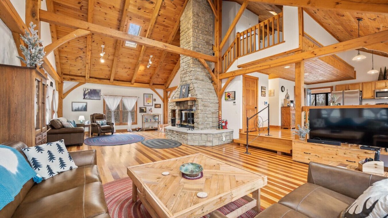 Photo of Livingroom in Gnaw Bone