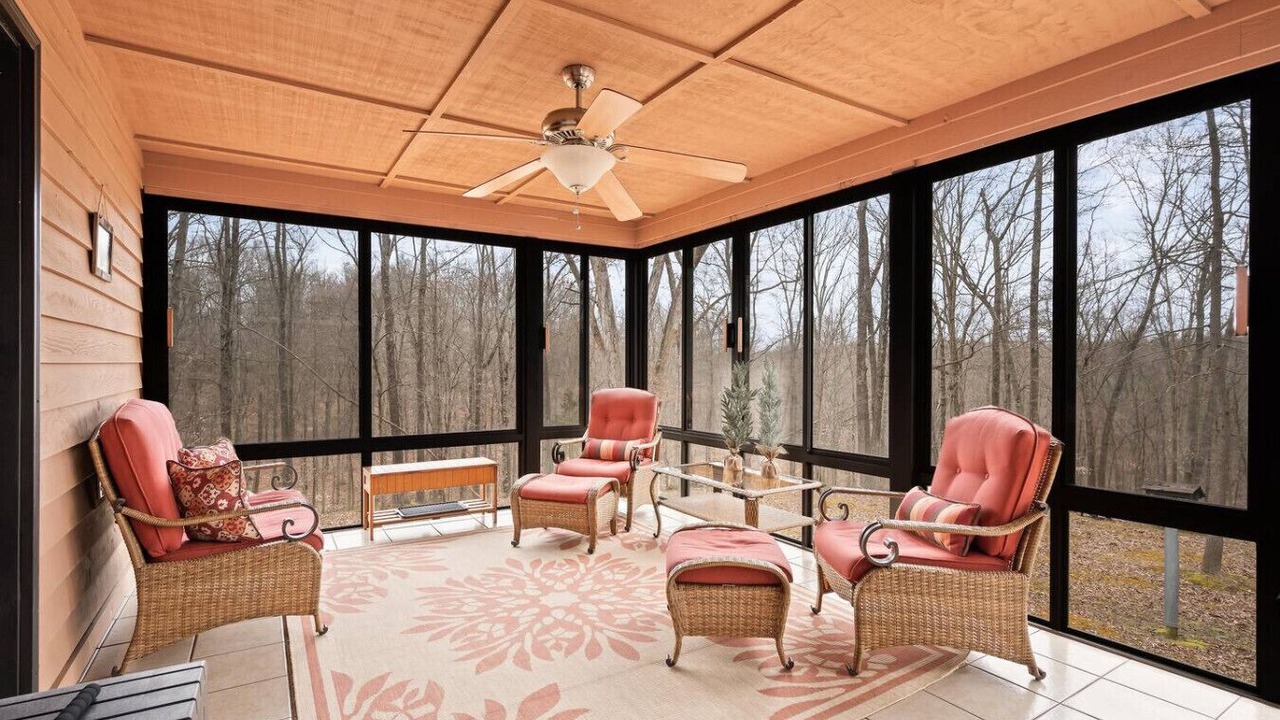 Photo of Others in Gnaw Bone