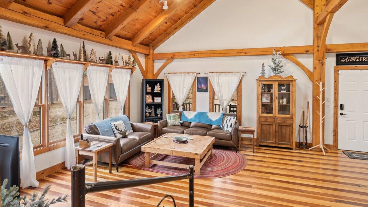 Photo of Others in Gnaw Bone