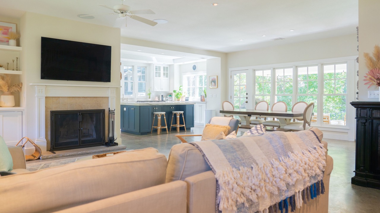 Photo of Livingroom in Austin Lake Estates