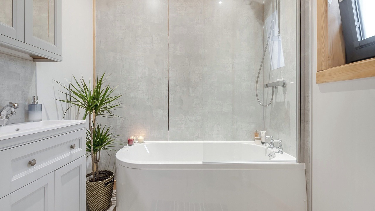 Photo of Bathroom in Welby