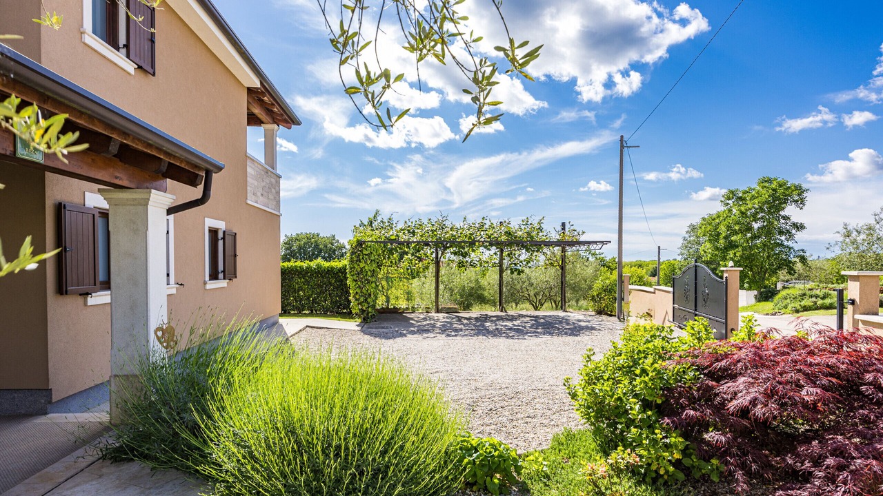 Photo of Outdoor in Jakovici
