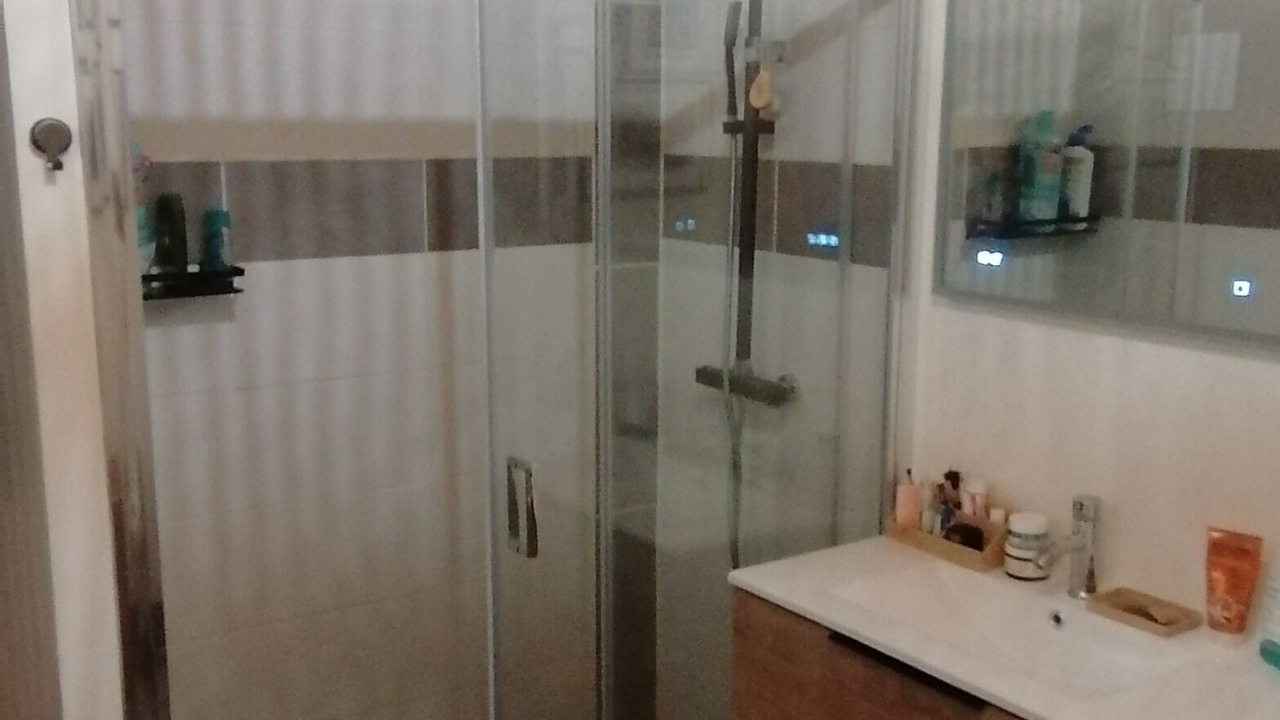 Photo of Bathroom in Limoux