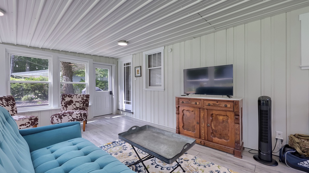 Photo of Livingroom in Beurys Lake