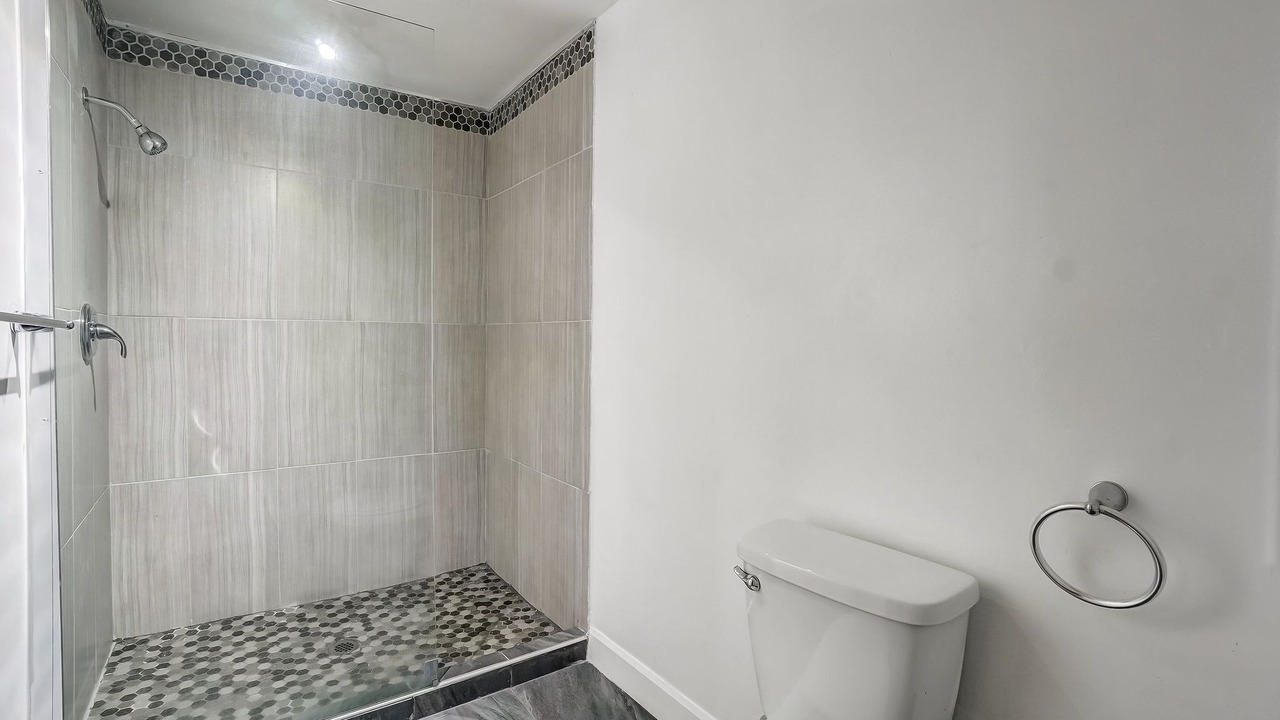 Photo of Bathroom in Communaute-Urbaine-de-l'Outaouais