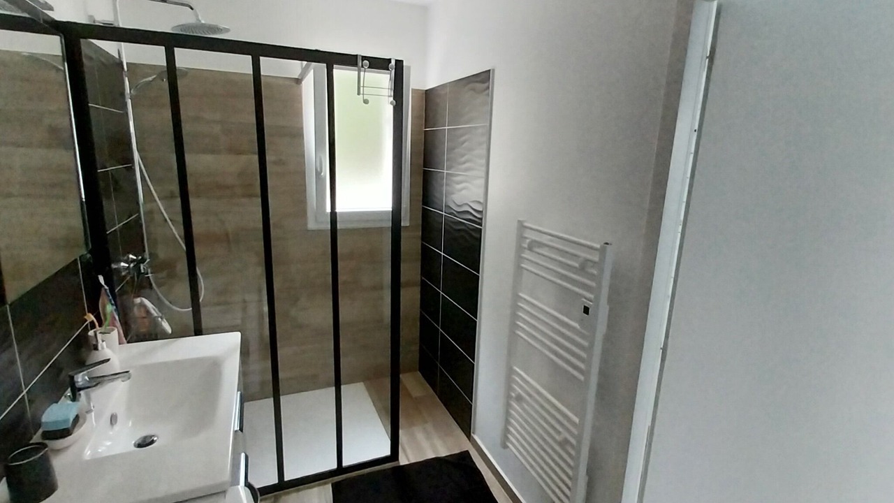 Photo of Bathroom in Saint-Jean-de-Monts
