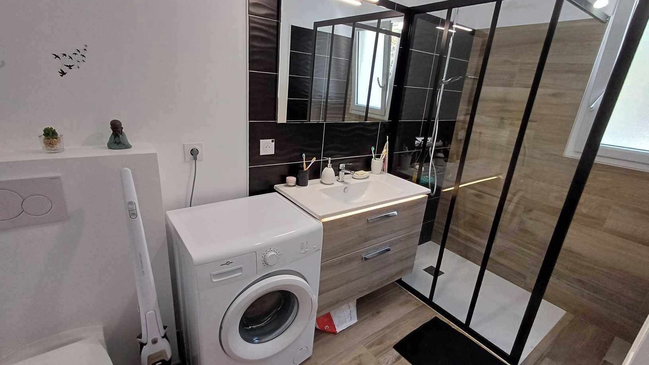 Photo of Bathroom in Saint-Jean-de-Monts
