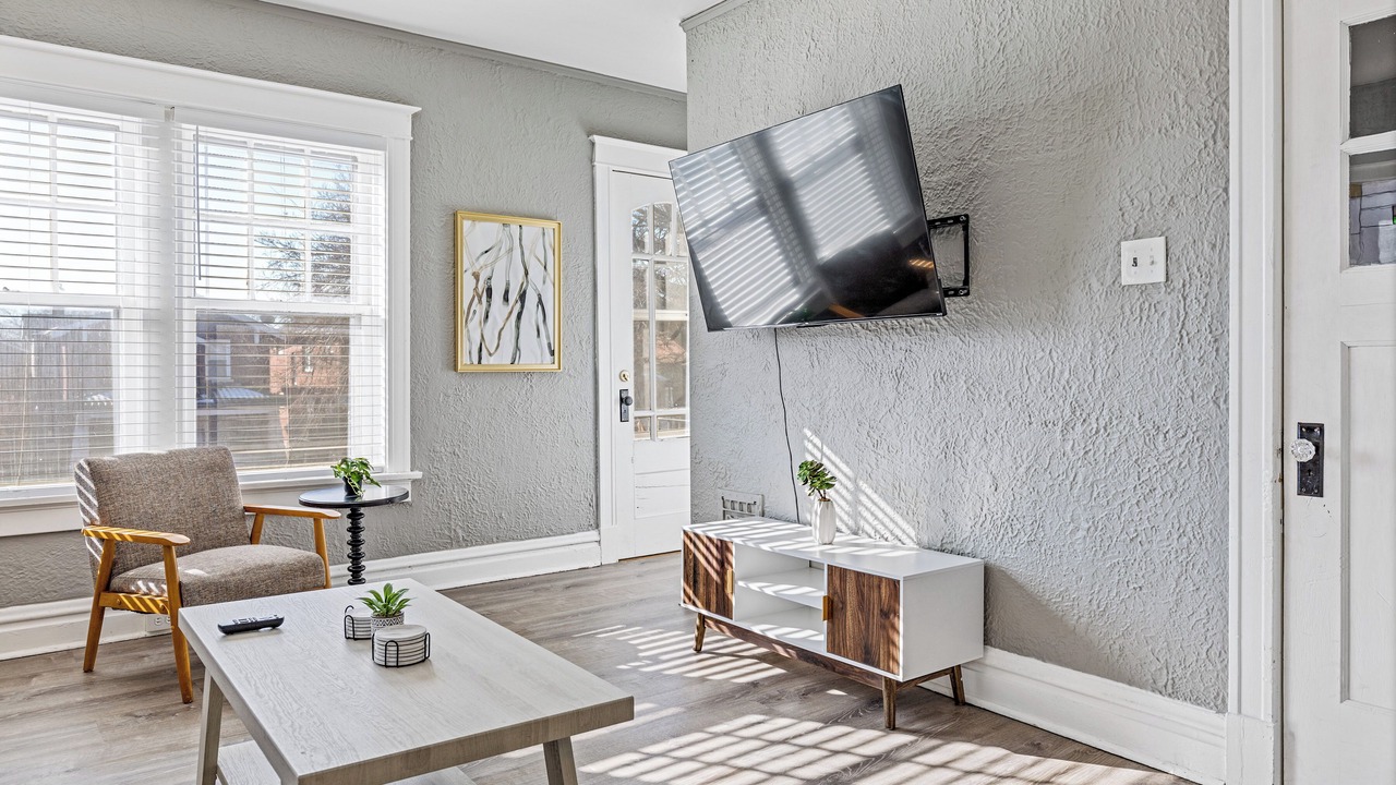 Photo of Livingroom in Northampton