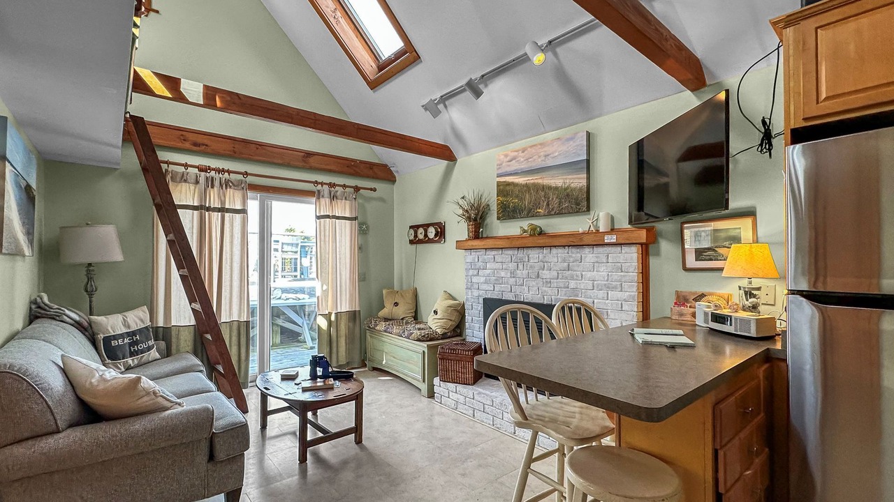Photo of Bedroom in East Sandwich