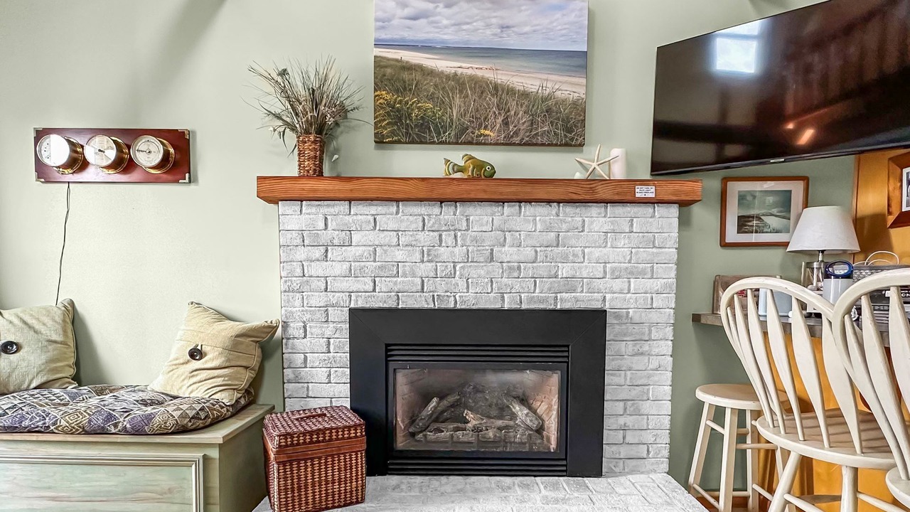 Photo of Livingroom in East Sandwich